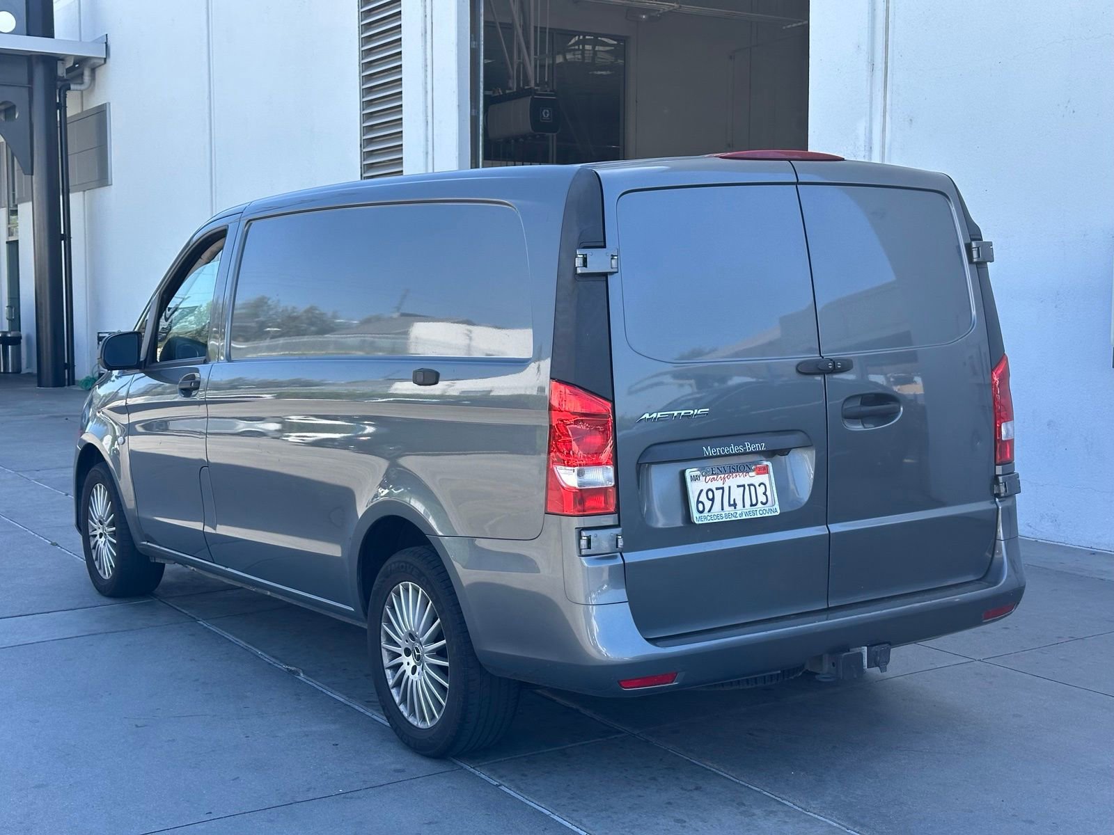 Used 2022 Mercedes-Benz Metris image 3