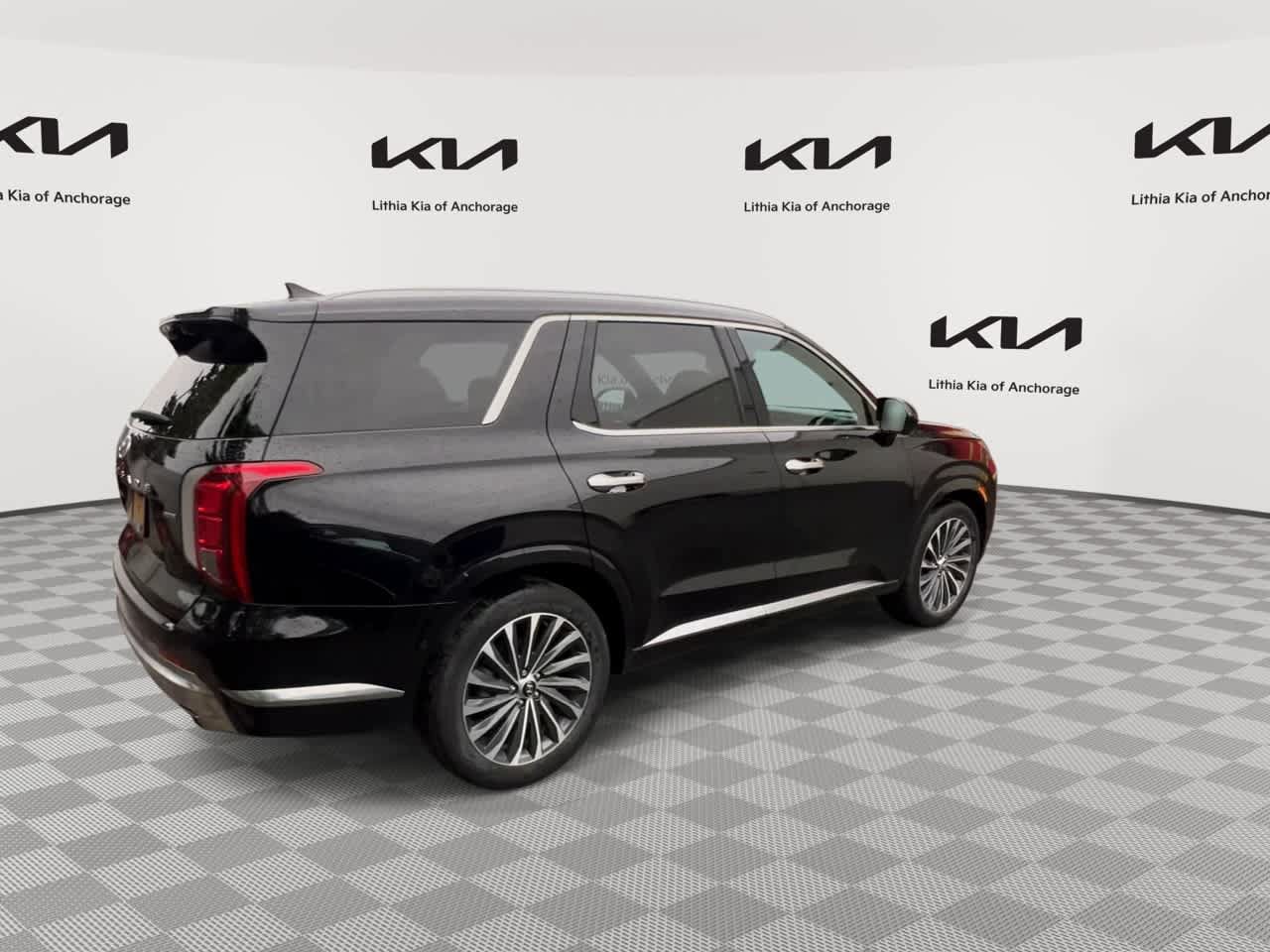 Used 2023 Hyundai Palisade Calligraphy AWD/4WD image 2