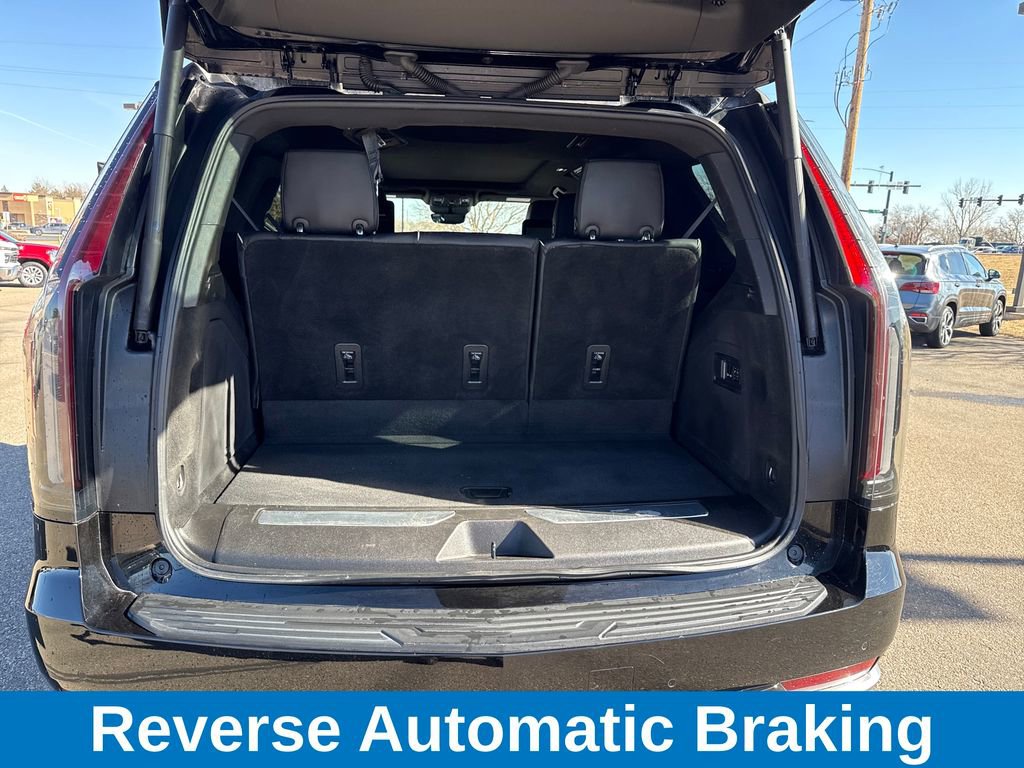 Used 2023 Cadillac Escalade Premium Luxury image 25