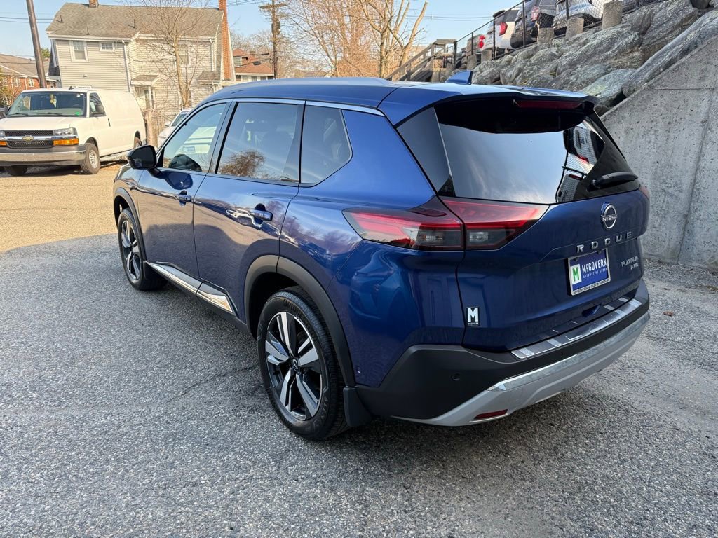 Used 2023 Nissan Rogue Platinum w/ Platinum Premium Package AWD/4WD image 3