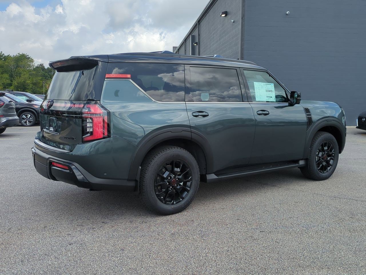 New 2025 Nissan Armada PRO-4X AWD/4WD image 4