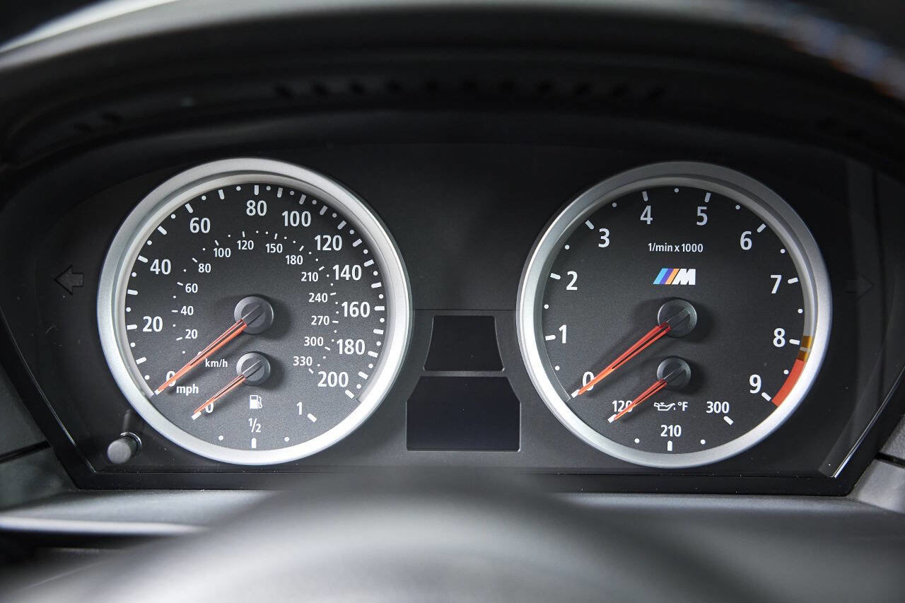 Used 2008 BMW M5 image 59