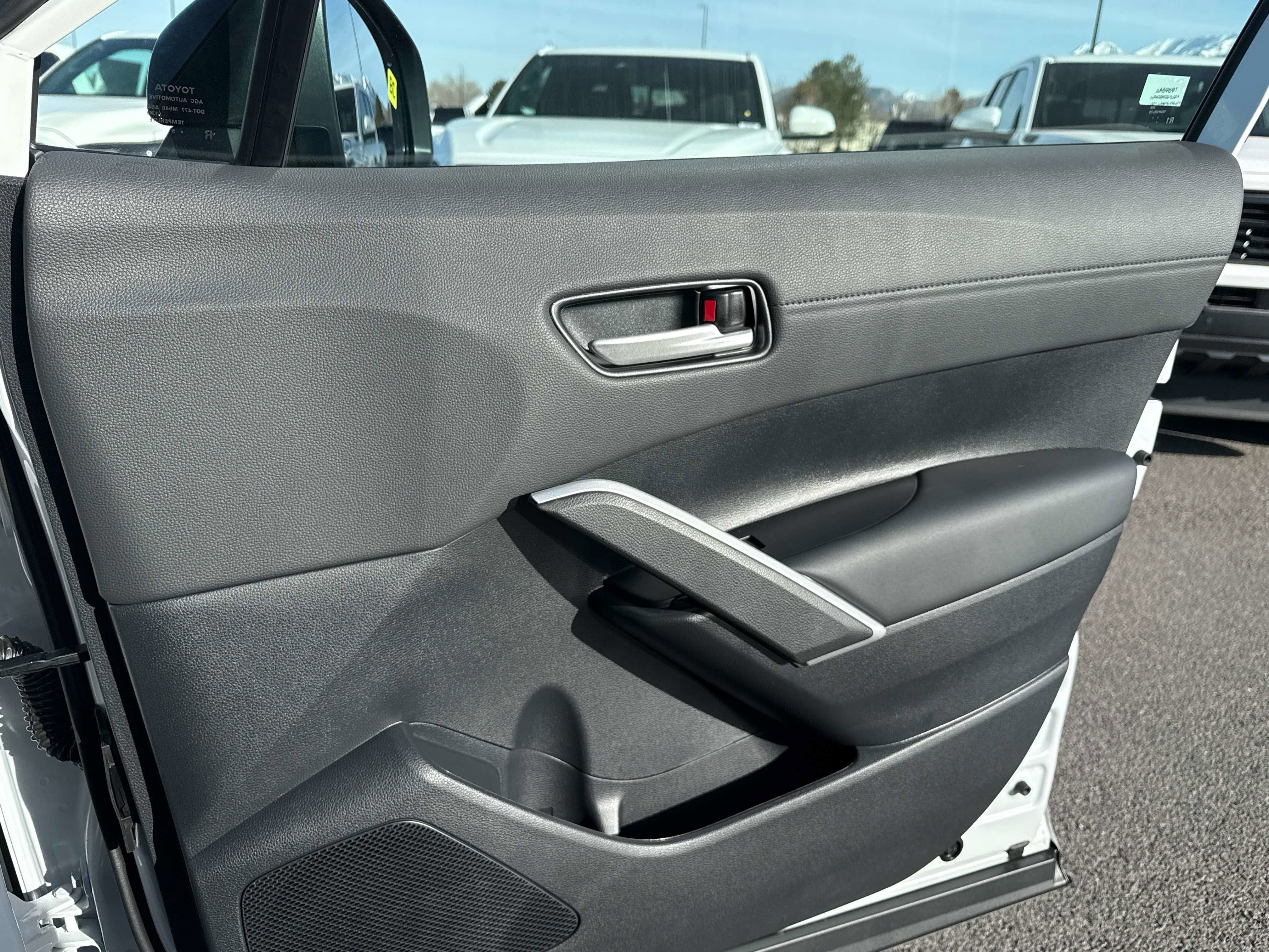 New 2026 Toyota Corolla Cross XLE w/ Convenience Package image 15