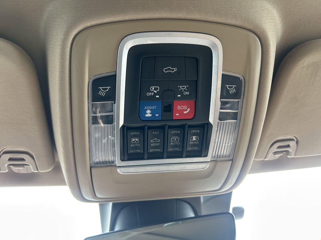 Used 2020 RAM 1500 Limited image 20