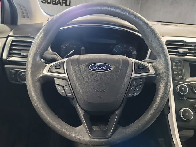 Used 2015 Ford Fusion SE FWD image 11