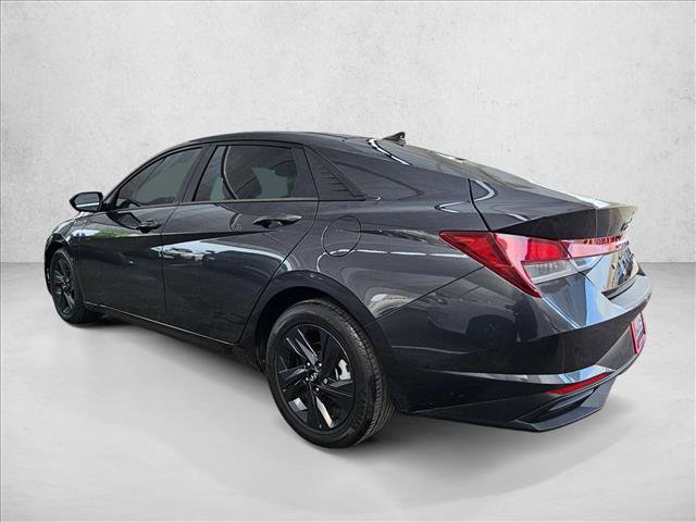 Used 2023 Hyundai Elantra SEL FWD image 8