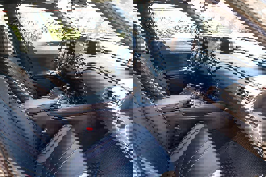 Used 2021 Lexus UX 250h F Sport w/ Accessory Package (Z1) AWD/4WD image 18