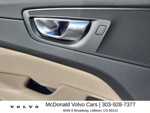 New 2026 Volvo XC60 B5 Plus w/ Protection Package Premier AWD/4WD image 15