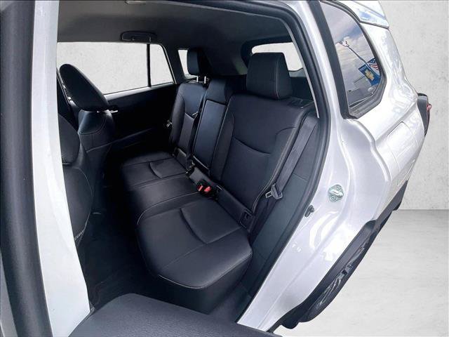 Used 2023 Toyota Corolla Cross XLE FWD image 27
