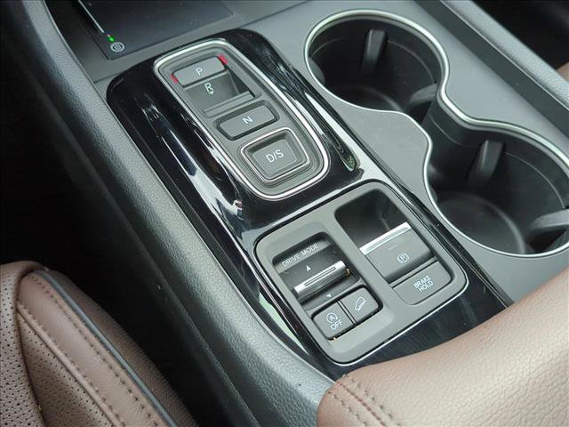 Certified 2025 Honda Pilot Elite image 12