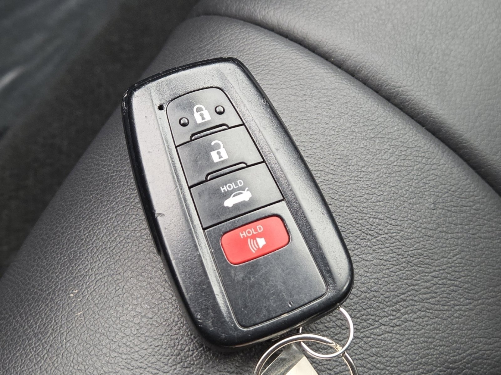 Used 2023 Toyota Camry XSE image 33