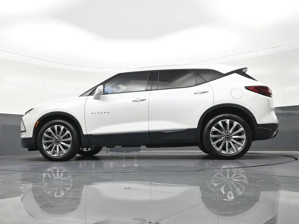 Used 2023 Chevrolet Blazer Premier w/ Driver Confidence II Package FWD image 24