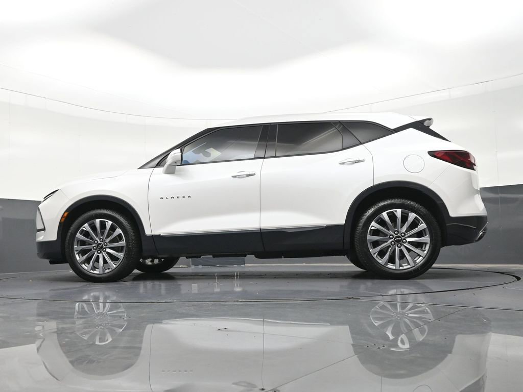 Used 2023 Chevrolet Blazer Premier w/ Driver Confidence II Package FWD image 24