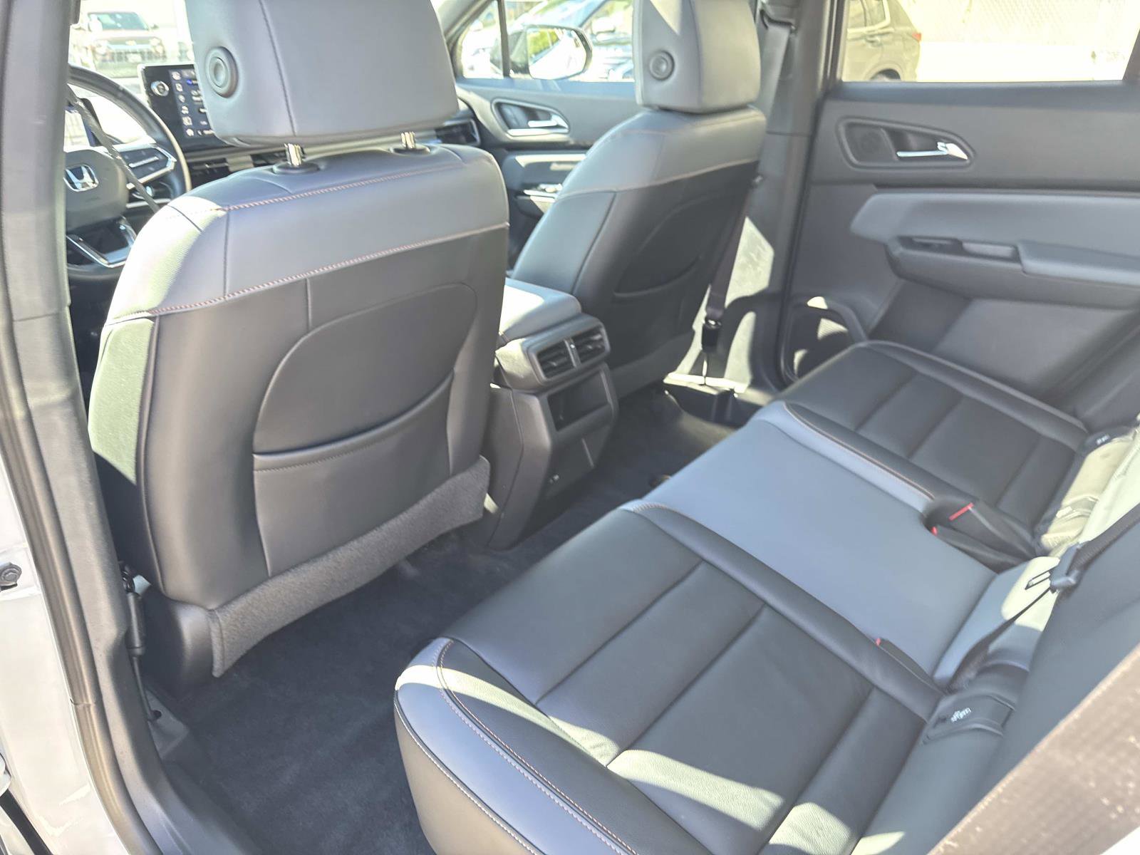 Used 2024 Honda Prologue Touring image 10