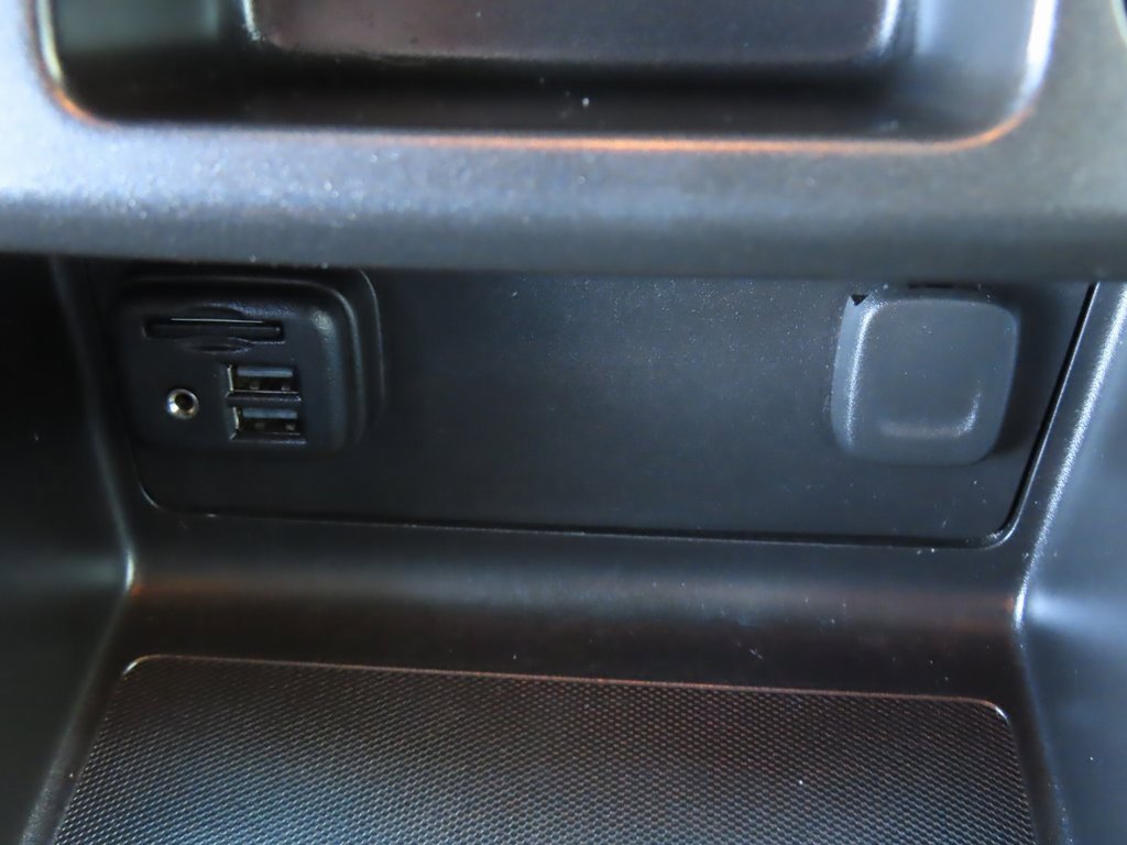 Used 2021 Chevrolet Colorado Z71 w/ Safety Package image 12