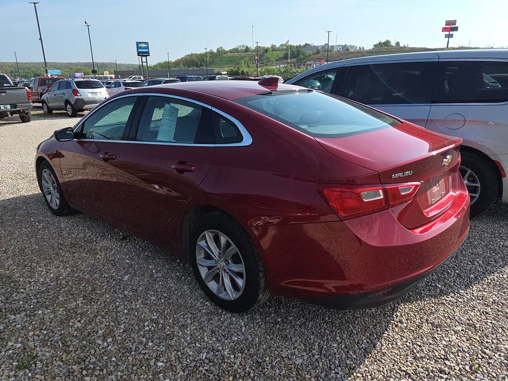 Used 2025 Chevrolet Malibu LT FWD image 4