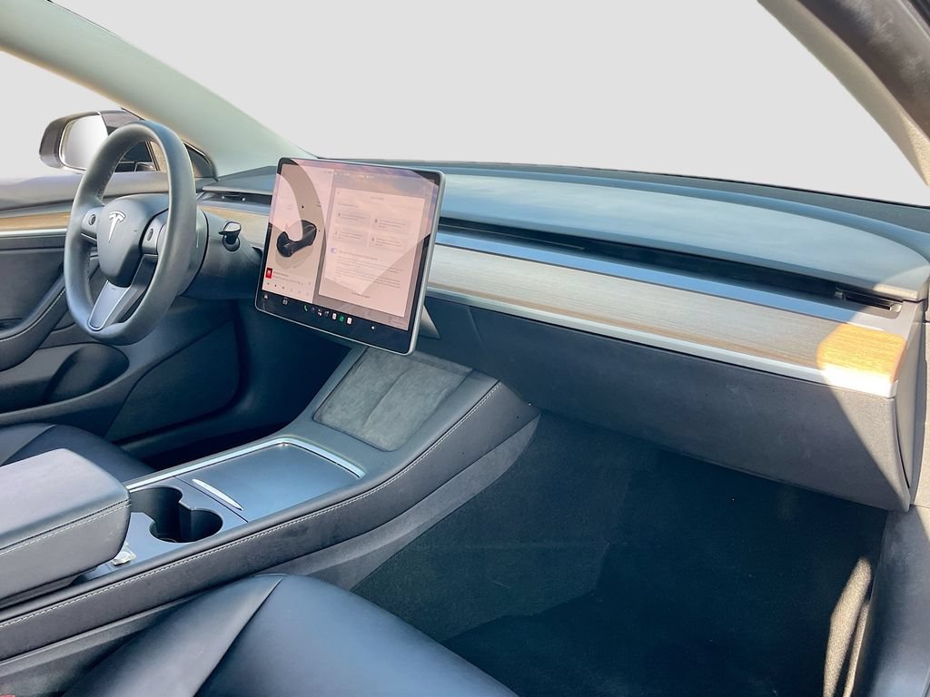 Used 2023 Tesla Model 3 Standard Range RWD image 27