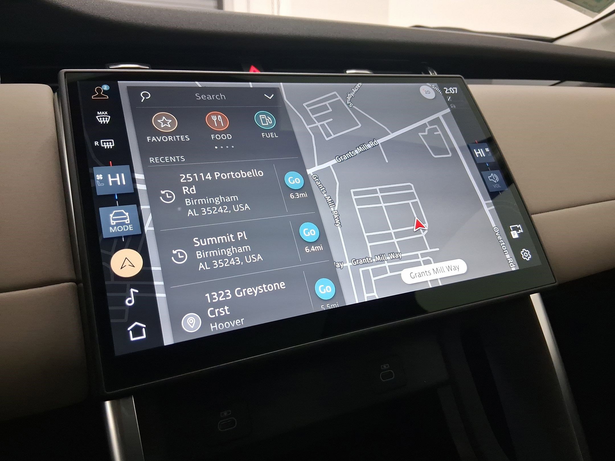 Certified 2025 Land Rover Discovery Sport S AWD/4WD image 24