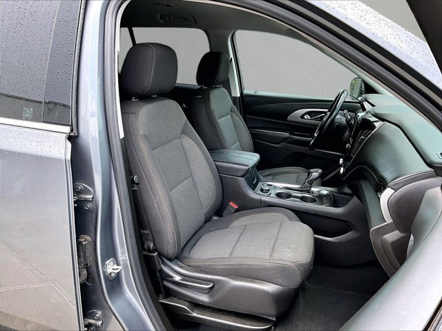 Used 2021 Chevrolet Traverse LT FWD image 9