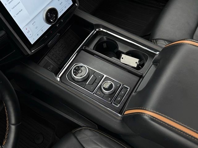 Used 2024 Ford Expedition Max Platinum AWD/4WD image 33