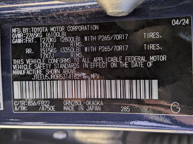 Used 2024 Toyota 4Runner SR5 RWD image 24