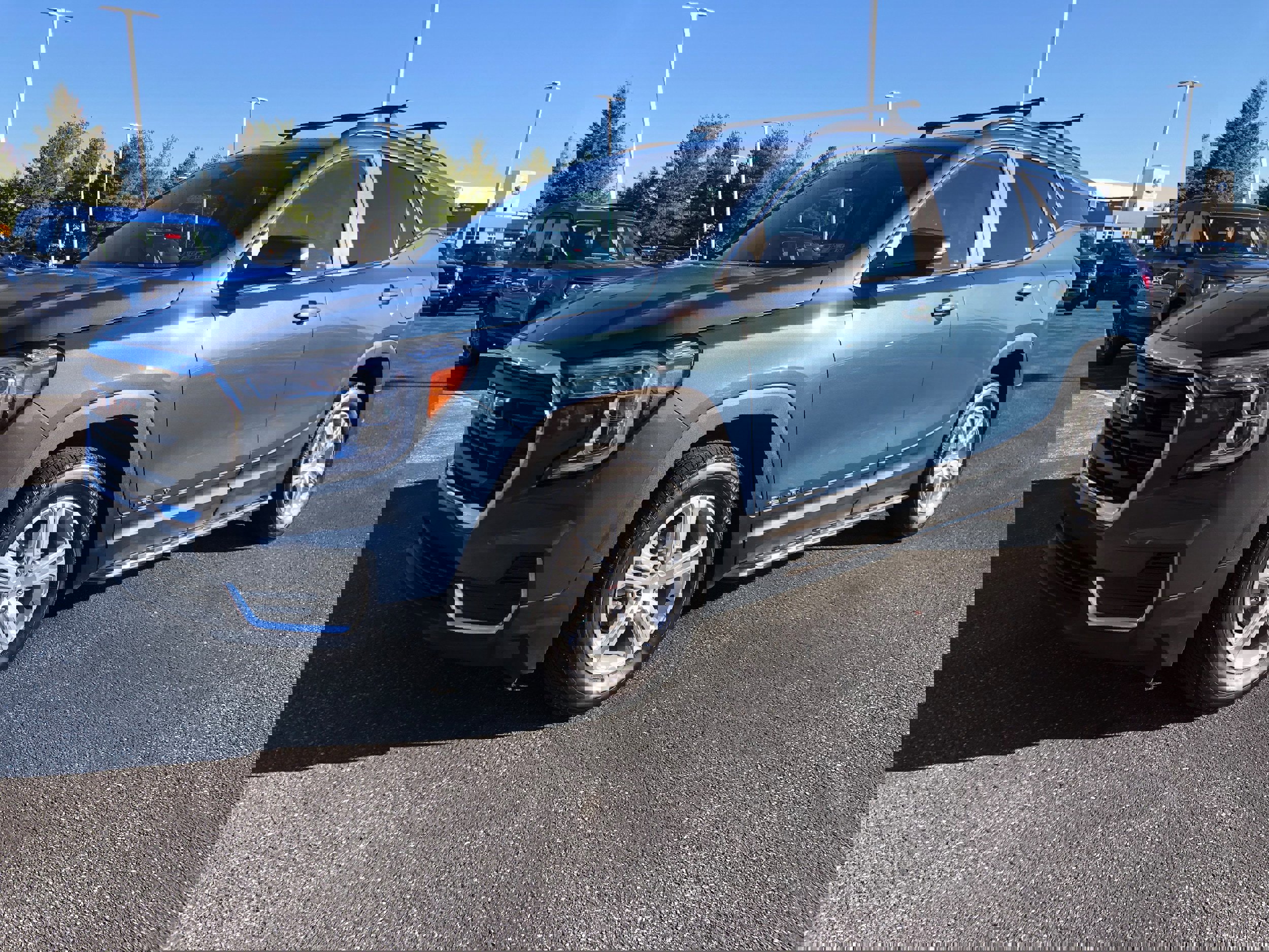 Used 2024 GMC Terrain SLE w/ Driver Convenience Package