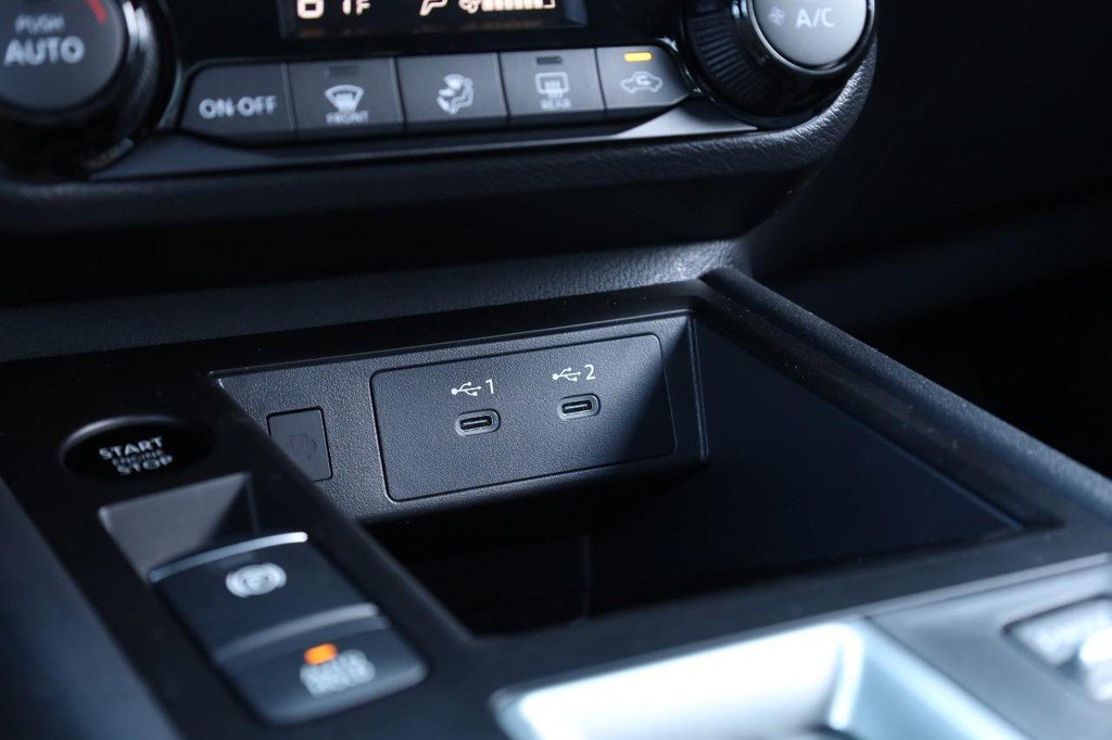 New 2026 Nissan Kicks SV image 15