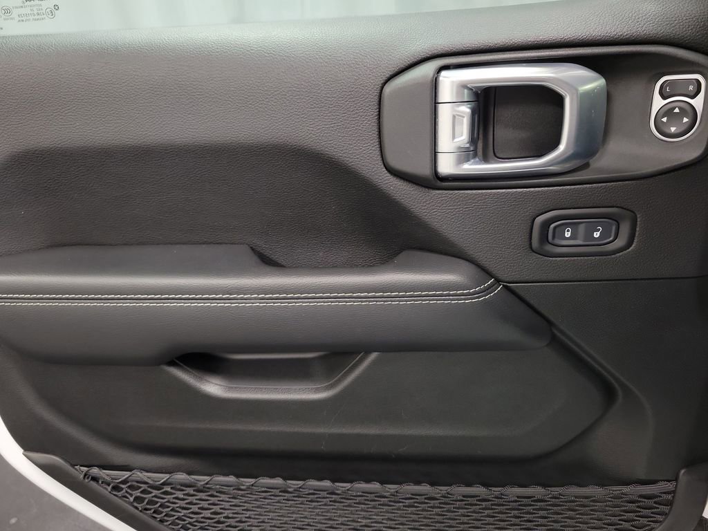 Used 2021 Jeep Gladiator Overland w/ Trailer Tow Package image 22