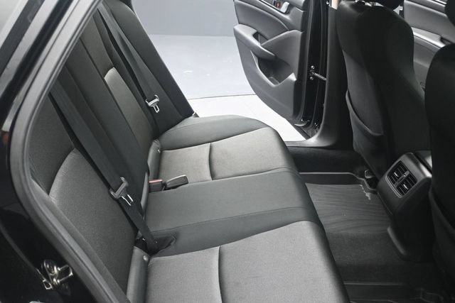 Used 2018 Honda Accord EX image 22