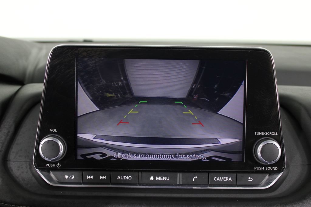 Certified 2025 Nissan Rogue SV image 20