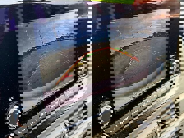 Used 2023 Nissan Pathfinder S image 21