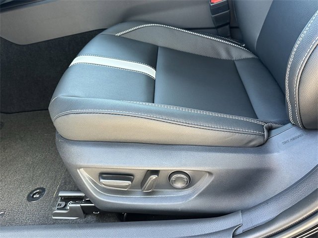 Certified 2025 Toyota Camry SE w/ Convenience Package image 27