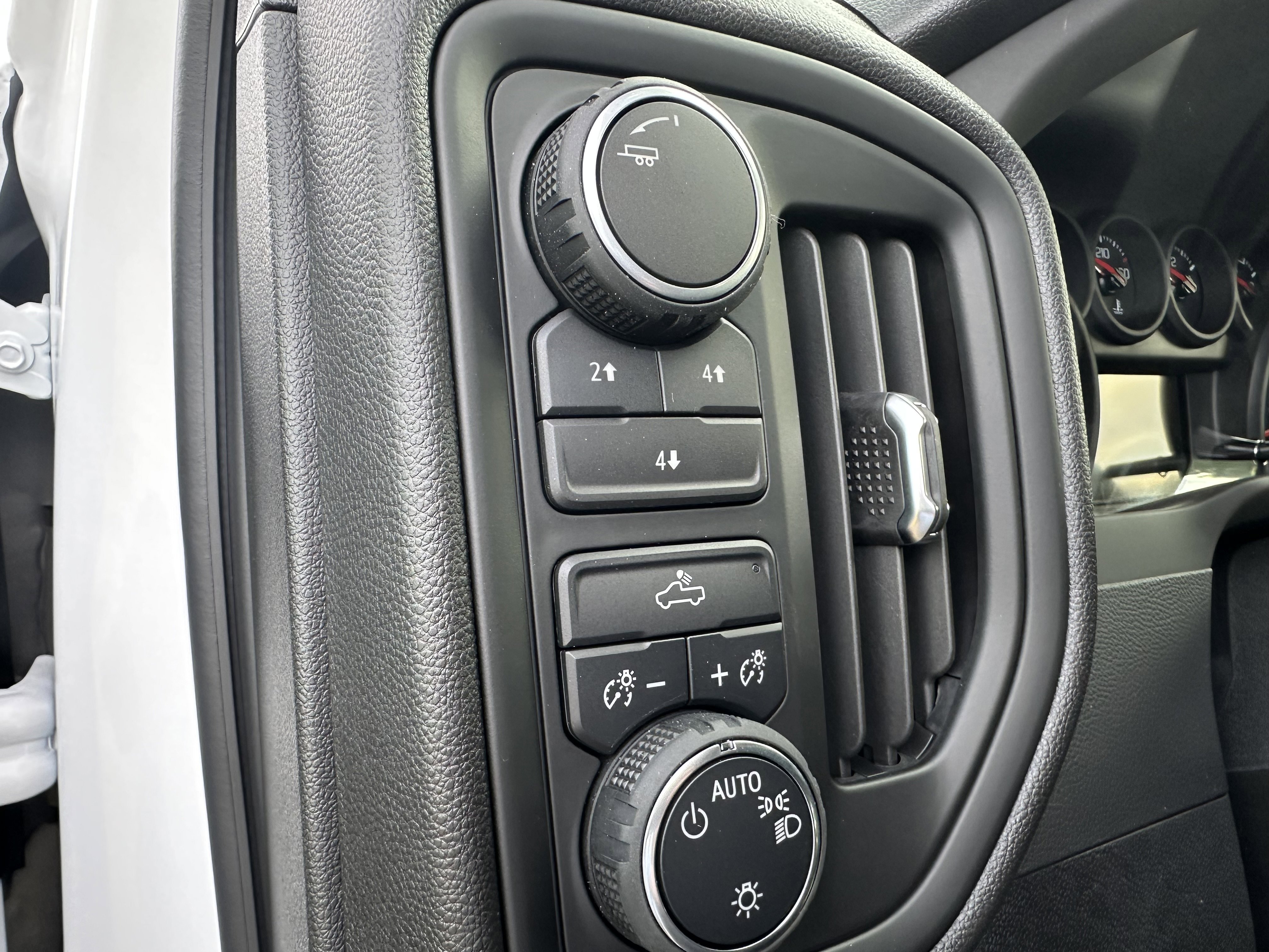 New 2026 Chevrolet Silverado 2500 Custom w/ Custom Convenience Package image 12