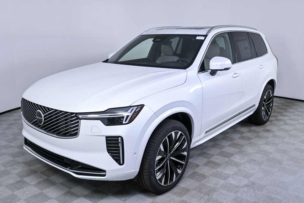 New 2026 Volvo XC90 B5 Ultra w/ Protection Package