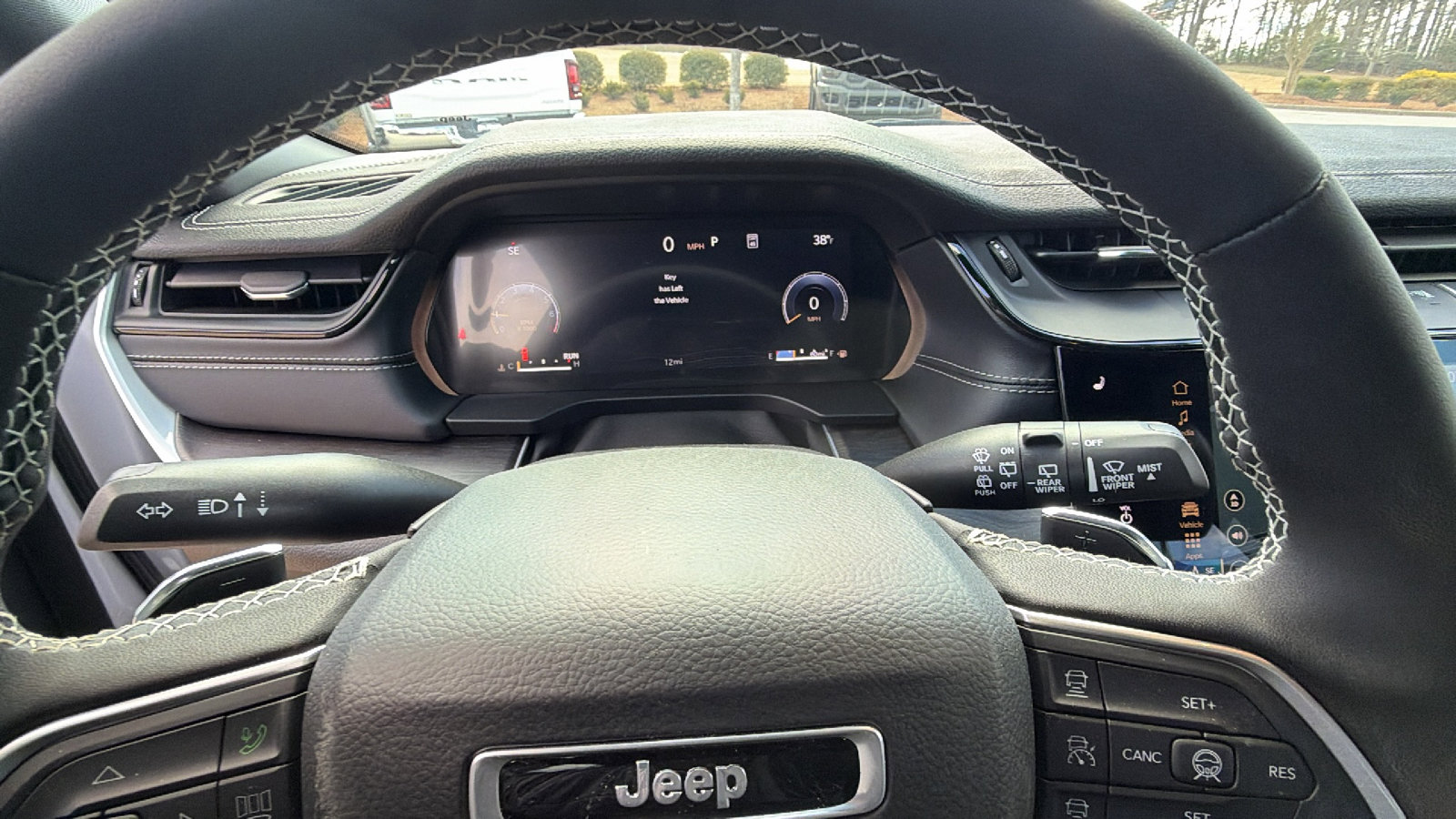 New 2026 Jeep Grand Cherokee Altitude image 24