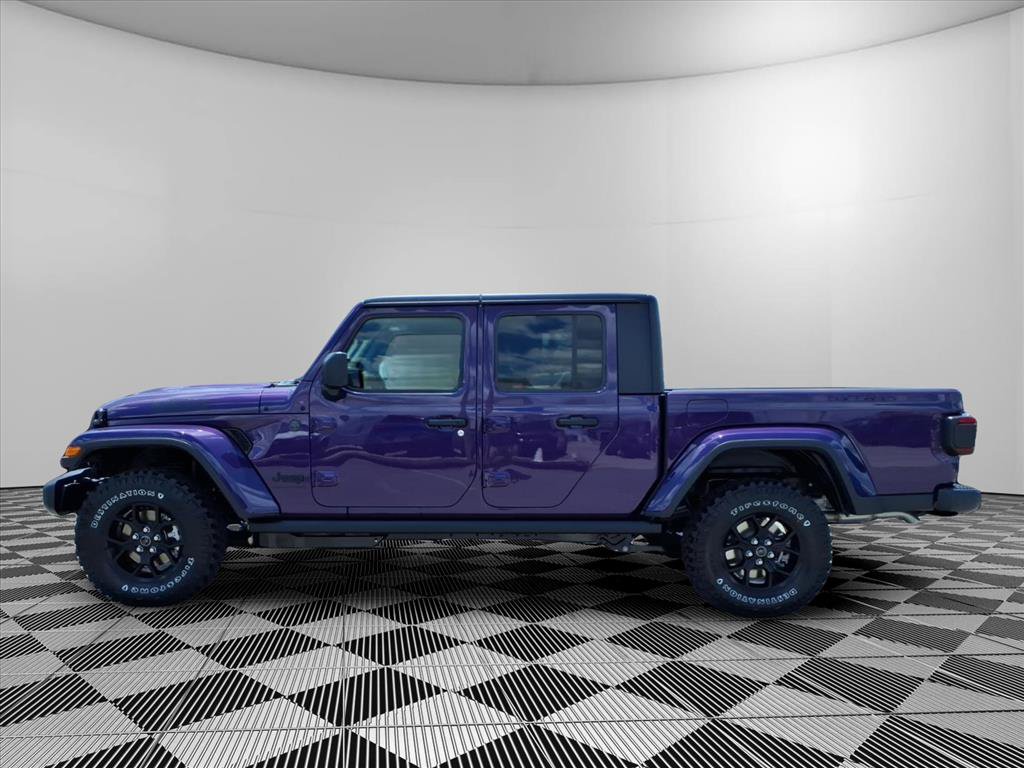New 2026 Jeep Gladiator Sport AWD/4WD image 18