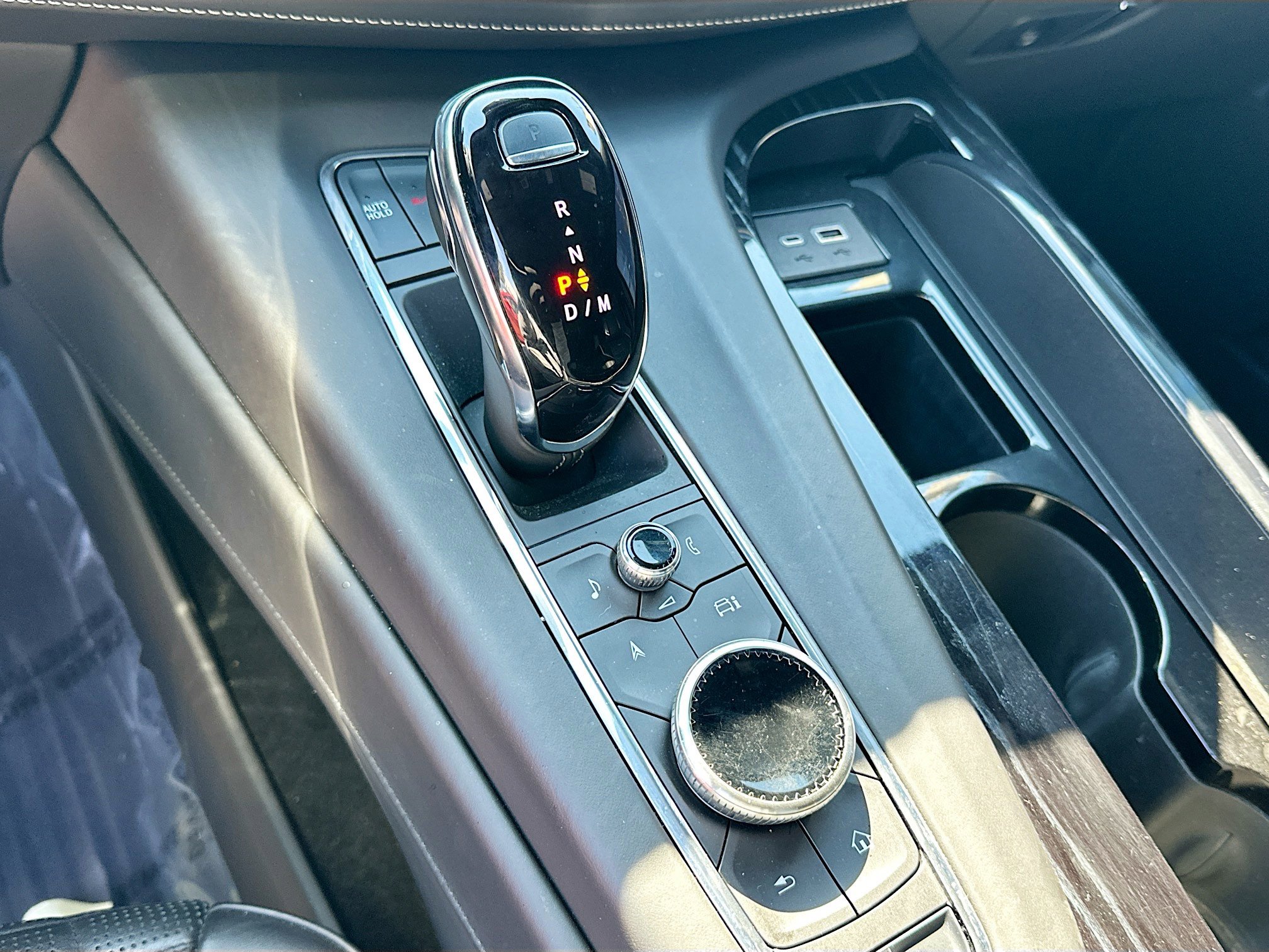 Used 2023 Cadillac Escalade V w/ LPO, Floor Liner Package image 17