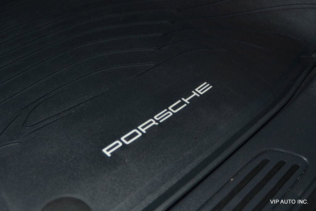 Used 2013 Porsche Cayenne image 30