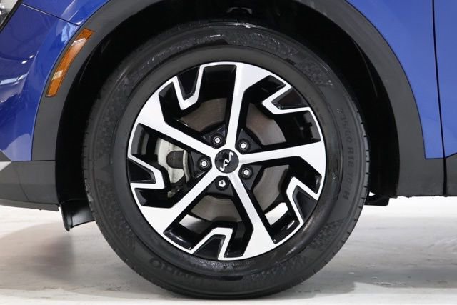 Used 2023 Kia Sportage EX FWD image 11