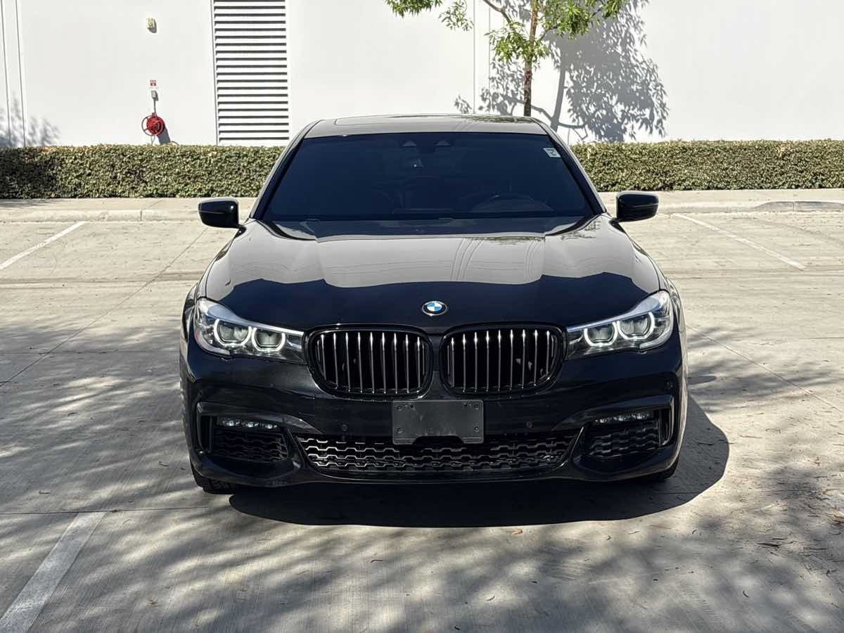 Used 2019 BMW 740i w/ M Sport Package RWD image 8