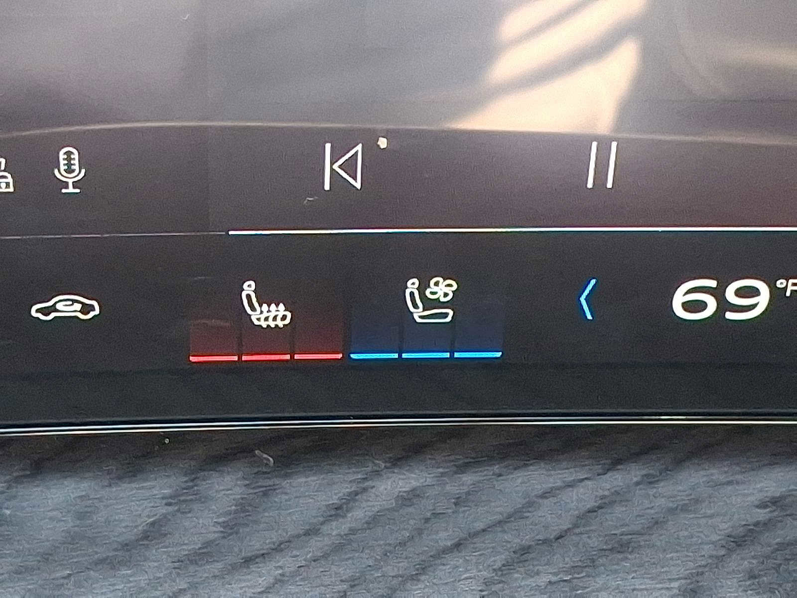 Certified 2025 Audi Q5 Premium Plus w/ Premium Plus image 19