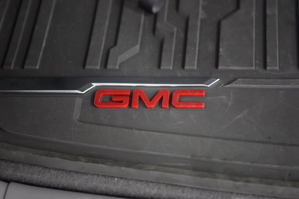 Used 2020 GMC Acadia SLT FWD image 26
