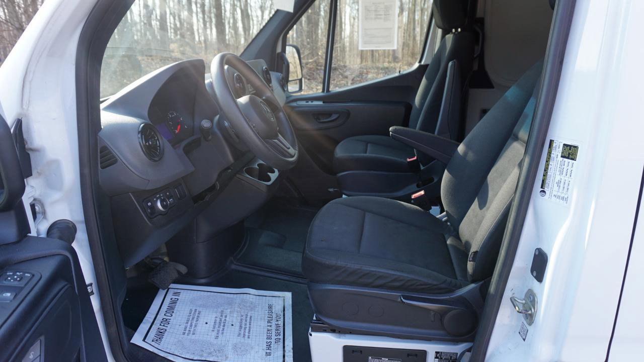 Used 2020 Mercedes-Benz Sprinter 2500 w/ Driver Convenience Package image 10