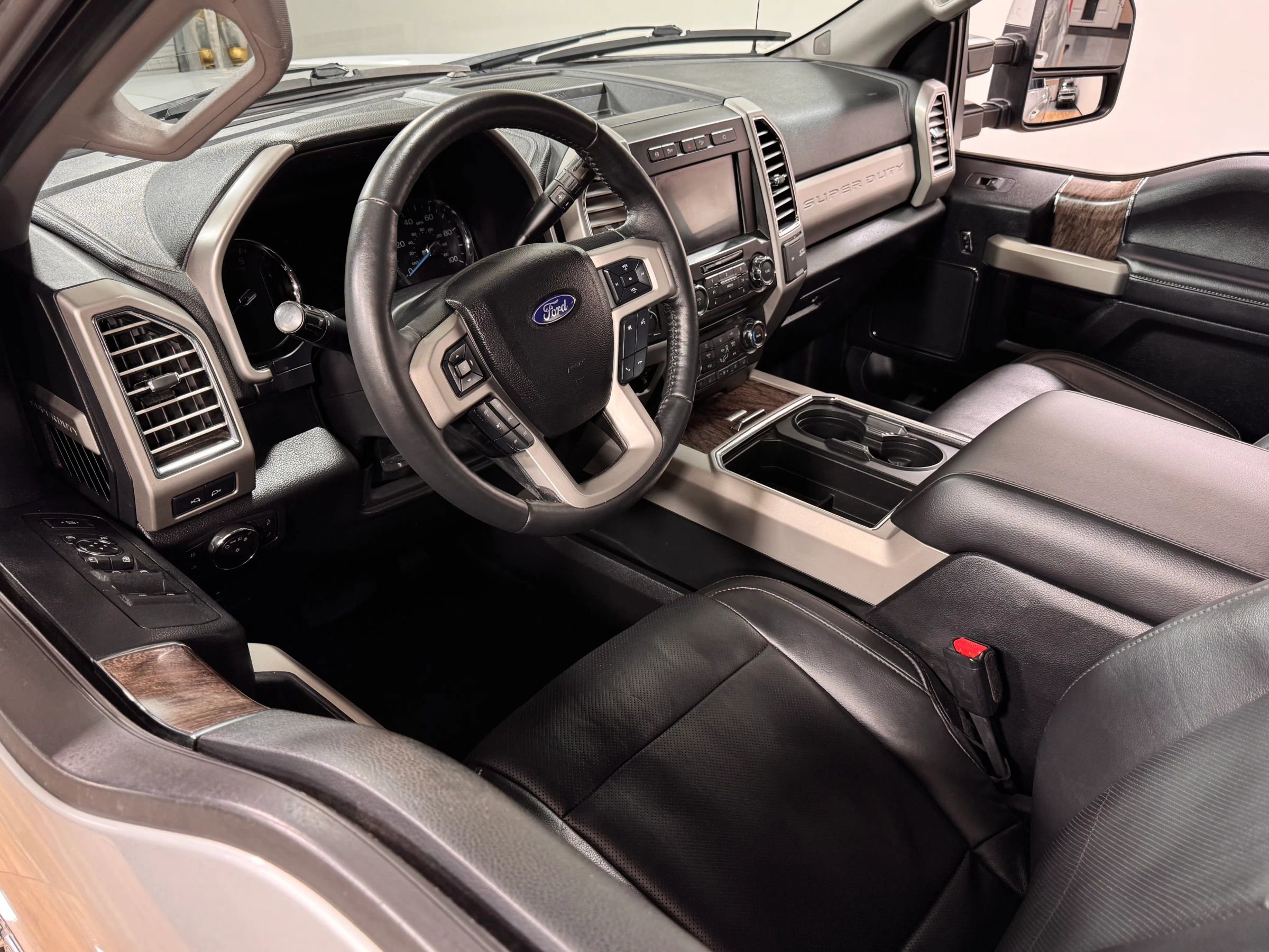 Used 2017 Ford F350 Lariat w/ Lariat Value Package image 14