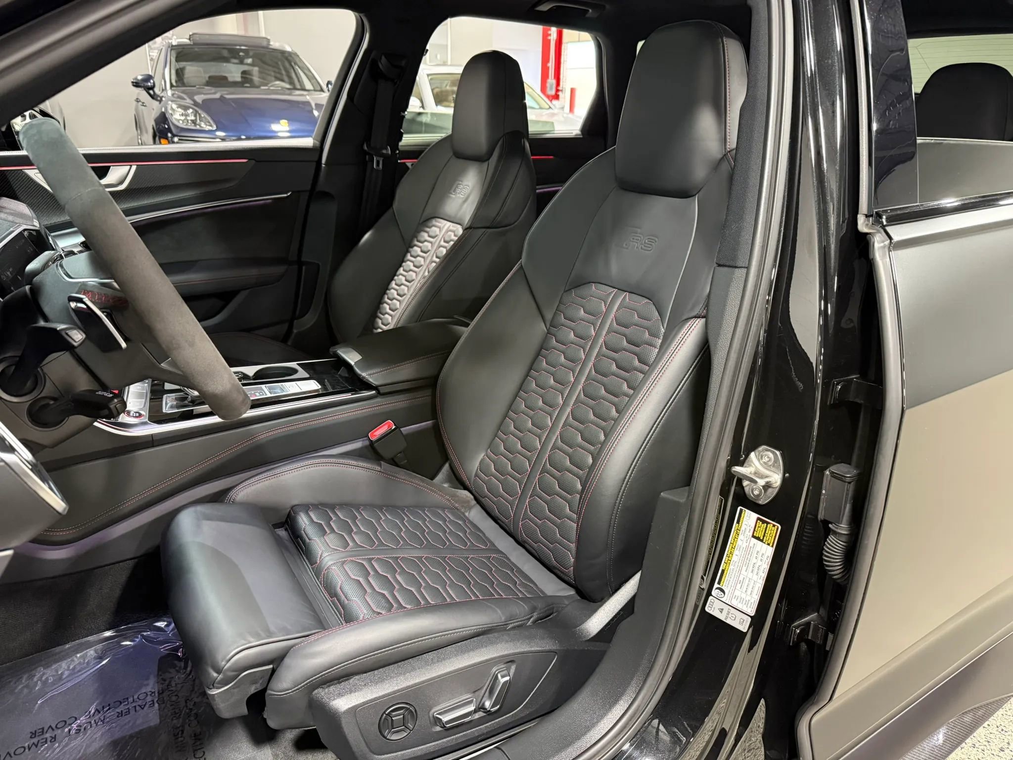 Used 2021 Audi RS 6 w/ Carbon Optic Package image 16