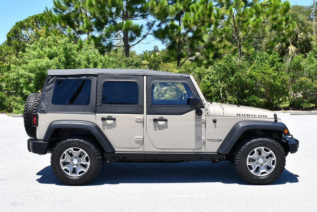 Used 2018 Jeep Wrangler Unlimited Rubicon w/ Connectivity Group AWD/4WD image 33