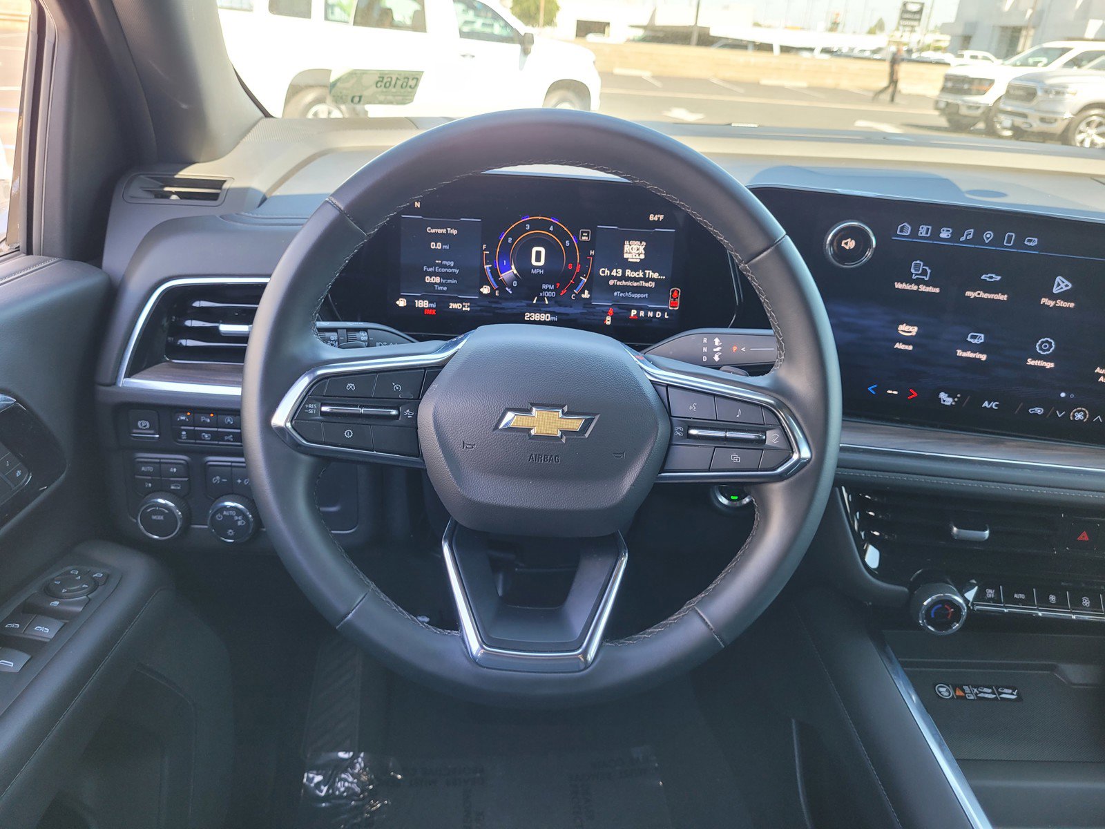 Used 2025 Chevrolet Tahoe LT image 16