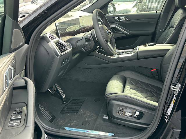 New 2026 BMW X6 xDrive40i image 4