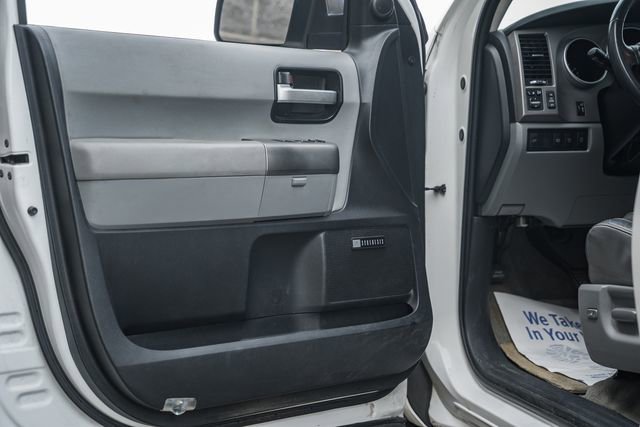 Used 2010 Toyota Sequoia Limited image 49