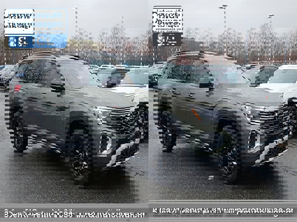 New 2025 Volkswagen Atlas Peak Edition SE